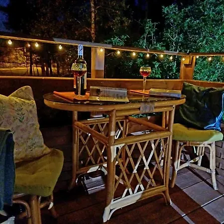 Dom Pracy Tworczej Macondo Apartman Miedzno