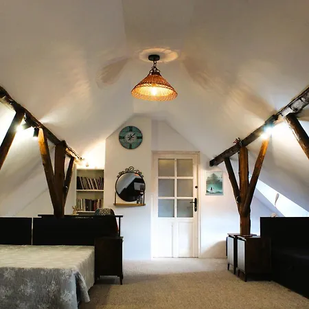 דירה Dom Pracy Tworczej Macondo Miedzno