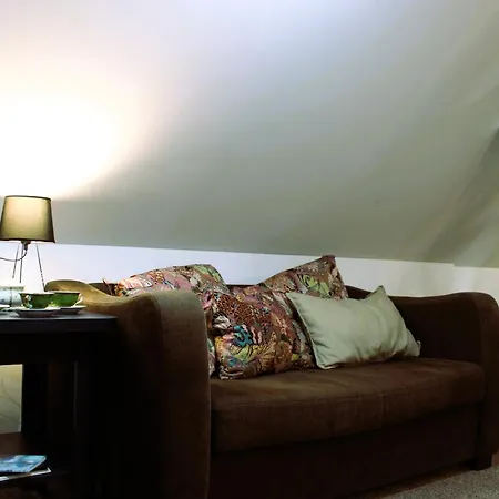 Apartman Dom Pracy Tworczej Macondo Miedzno