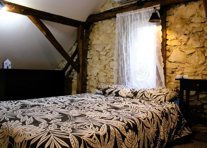 Dom Pracy Tworczej Macondo *