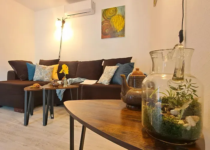 Dom Pracy Tworczej Macondo 아파트 *